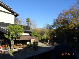 厺R